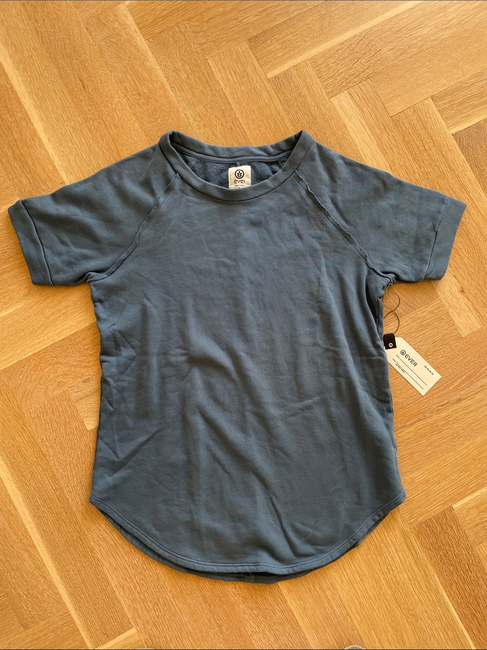 Ever short sleeve sweatshirt Barney’s New York NWT made in USA size large
